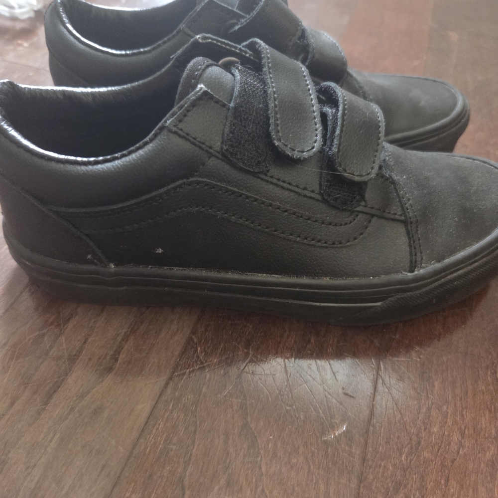 Vans Kids Black Velcro Sneakers